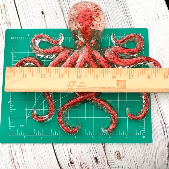 3D Decorative Resin Octopus - Picture 3 of 5